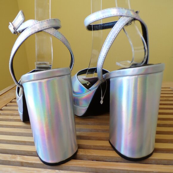Wild Fable Women's Platforms Iridescent Silver Chunky Heels Womens Size 6 - Picture 8 of 14